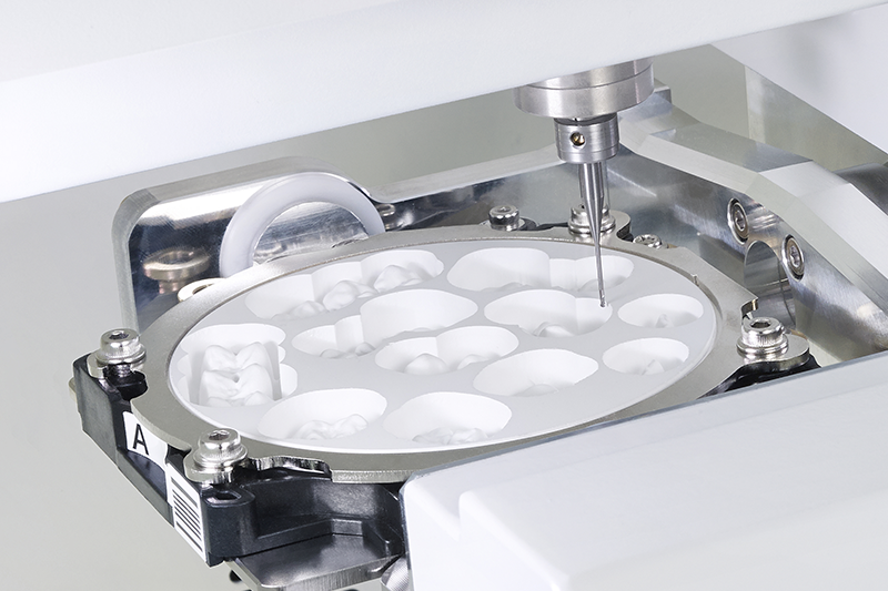 Cad cam milling machine daseburger