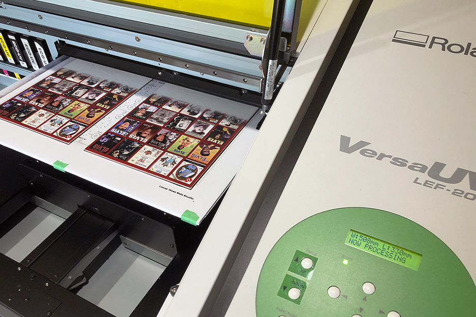 The Roland DG VersaUV LEF benchtop flatbed UV printer produces licensed images of Elvis Presley for the town's Elvis Festival